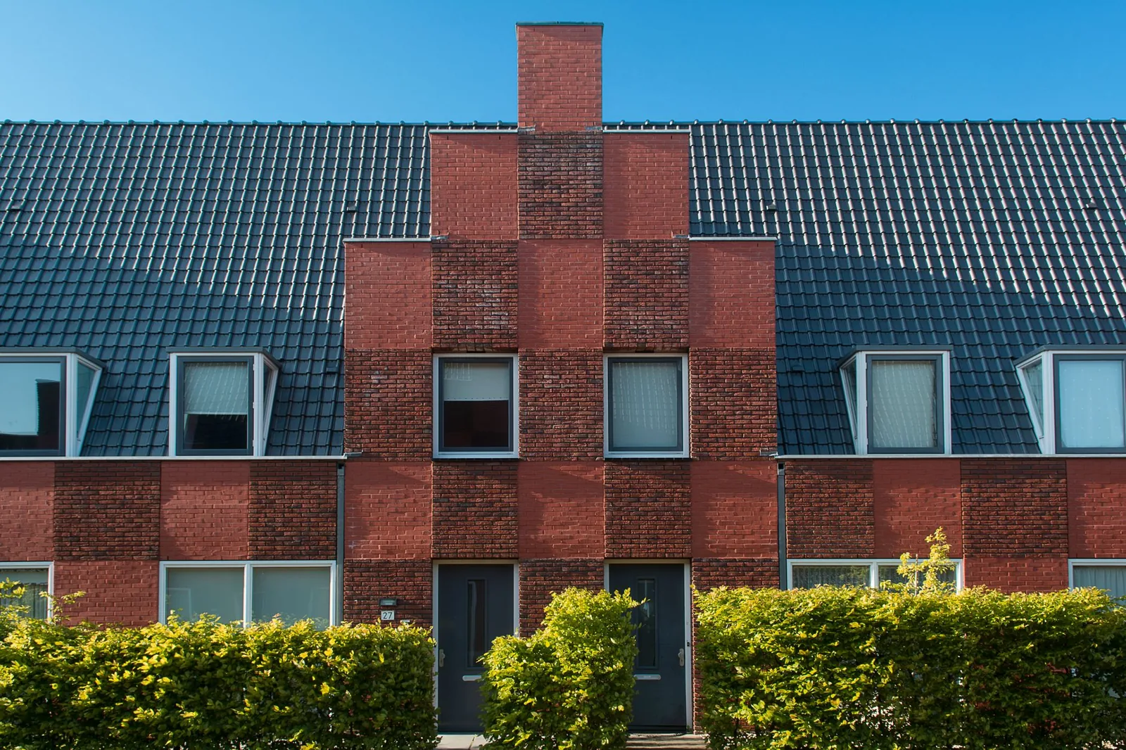 exterior paint color for brick houses
