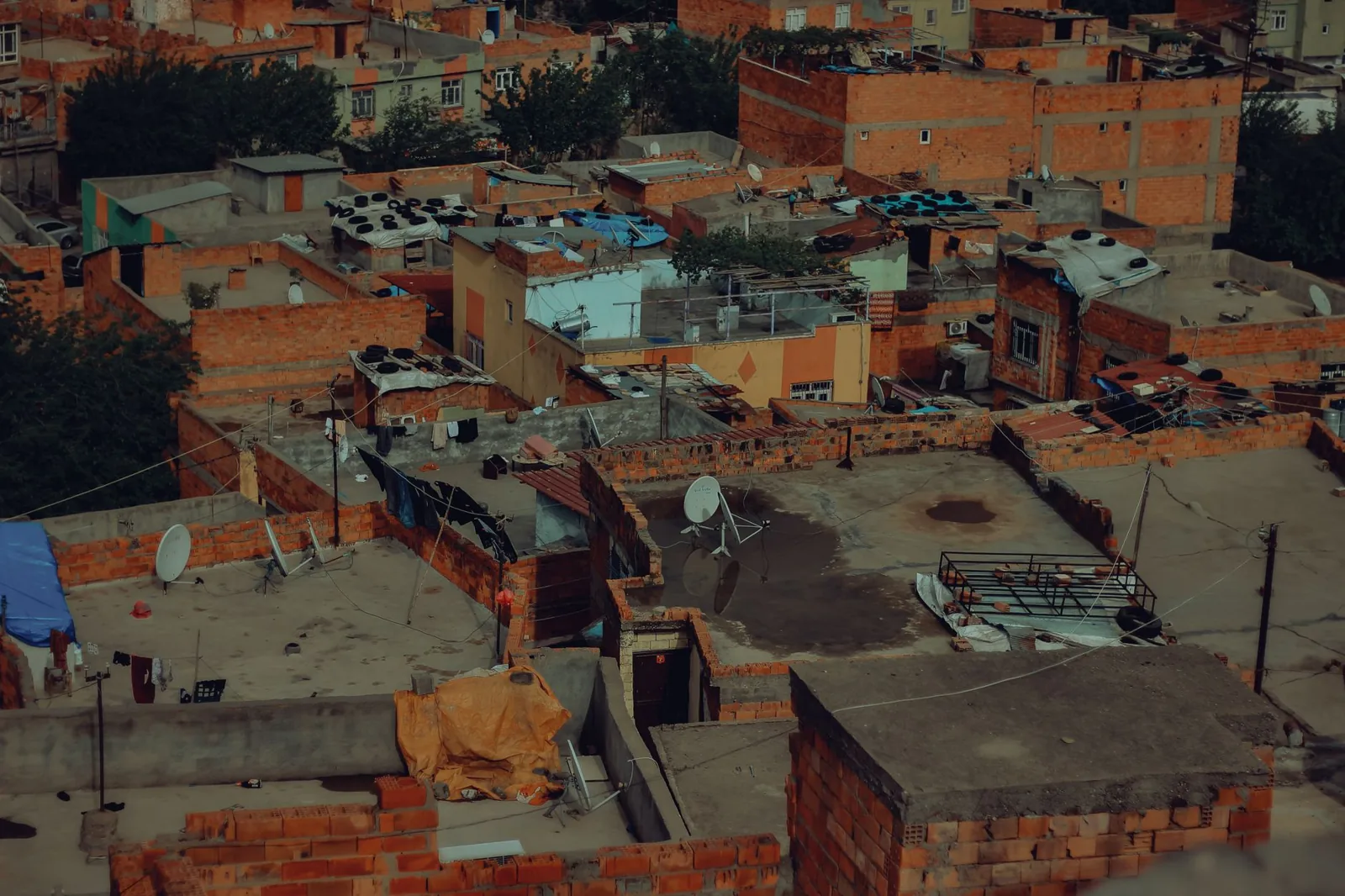 Choosing a shade against a red brick facade