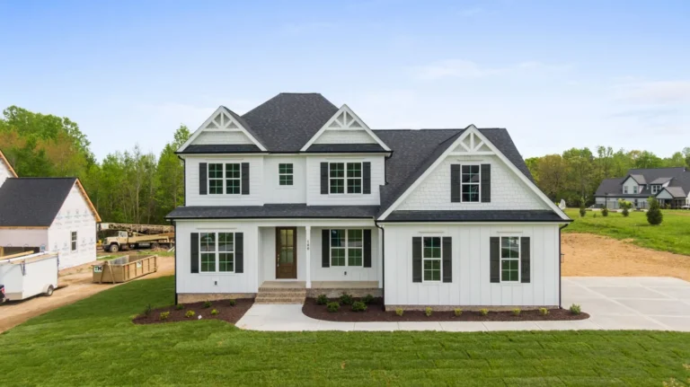 White House Exterior Color Schemes That Boost Curb Appeal