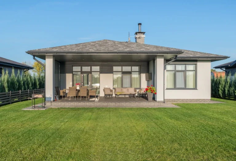 One Story House Exterior Design Ideas That Add Instant Curb Appeal